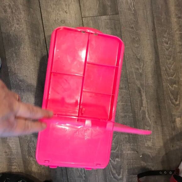 Barbies, Accessories & Wheeled Carrier - Picture 6 of 9